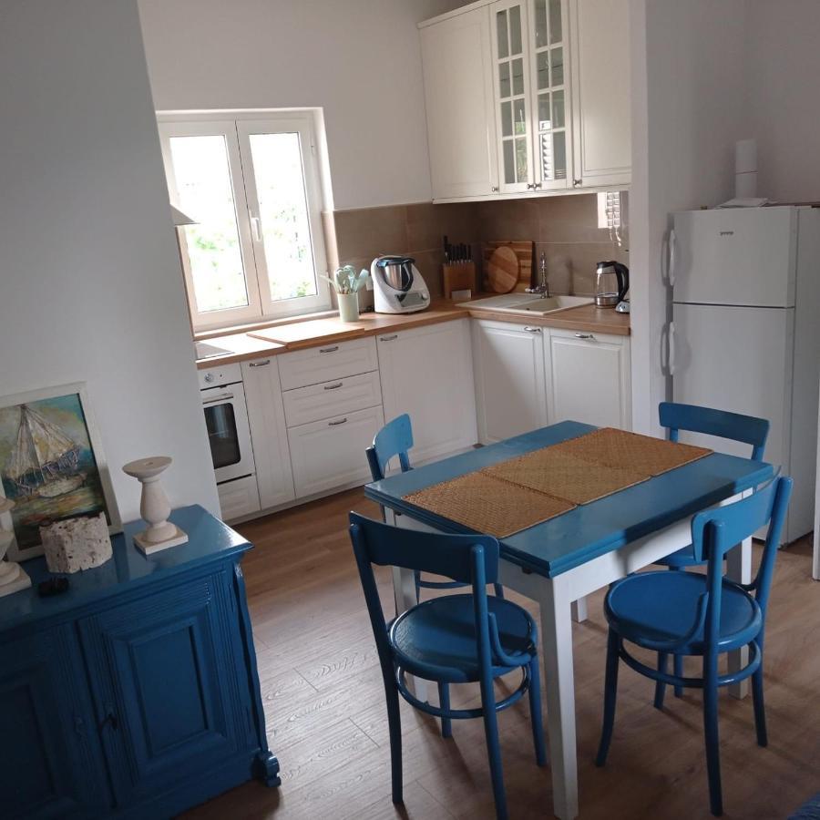 My Mediterranean Villa With Huge Garden And Own Parking Lumbarda Eksteriør bilde